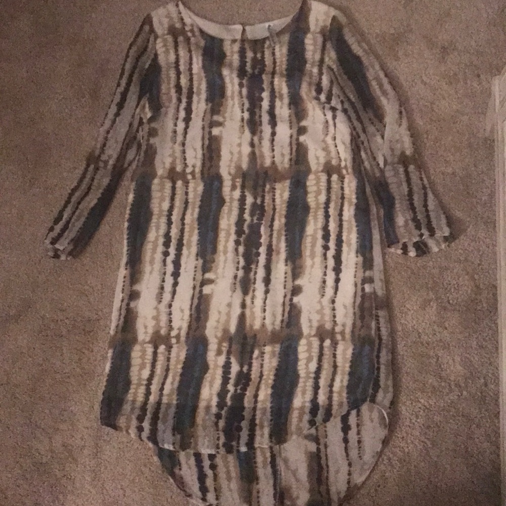 Auditions where hi low dress 3/4 sleeve size small